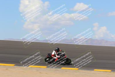 media/Oct-03-2022-Moto Forza (Mon) [[5f077a3730]]/Beginner Group/Session 2 (Turn 10)/